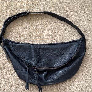 Navy Leather Women's crossbody Bag